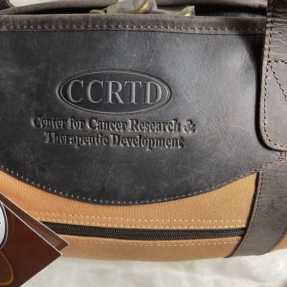 NWT Canyon outback CCRTD embossed logo brown leather and tan canvas duff… - Picture 8 of 11